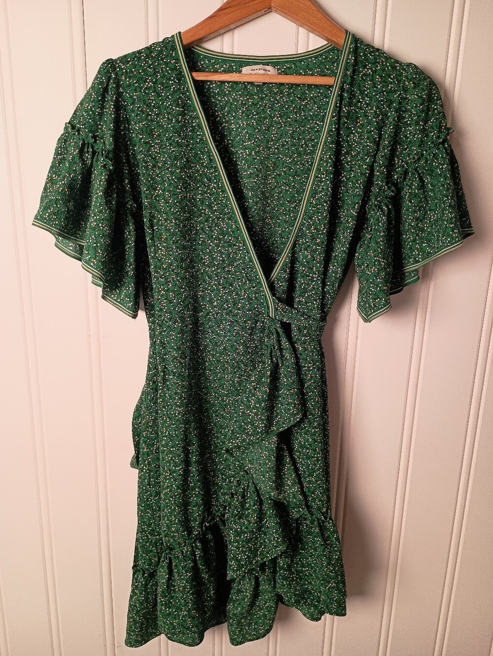 Max Studio- Green Floral Wrap Dress with Ruffle Hem- Size S